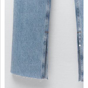 NWT - Zara High Rise Slim Flare Jeans (US 8)